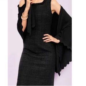 Talbot's black triangle scalloped wrap